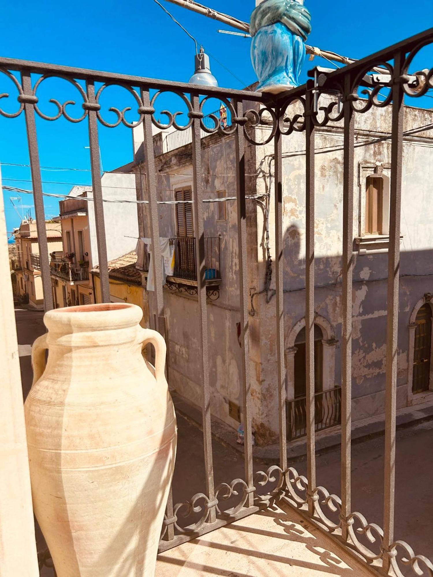 Villa Kalsa'S House Noto Exterior foto